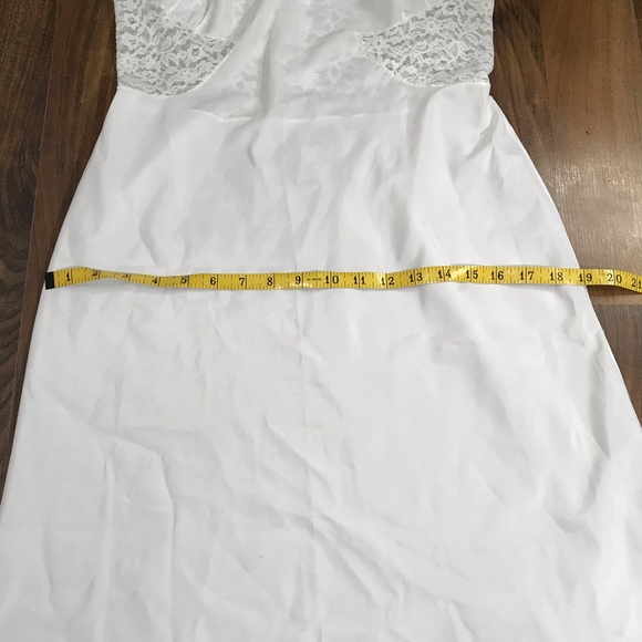 Vintage handmade lingerie slip white silky lace trim peekaboo sides - Picture 8 of 9